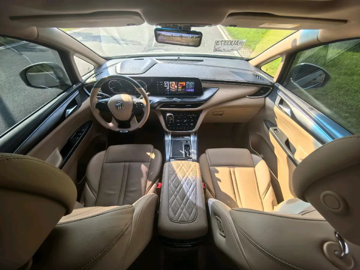 2021 Buick GL8 2.0T 237HP L4 9AT,autocango,china used car exporter,china ev exporter,chinese used car exporter,chinese used ev exporter