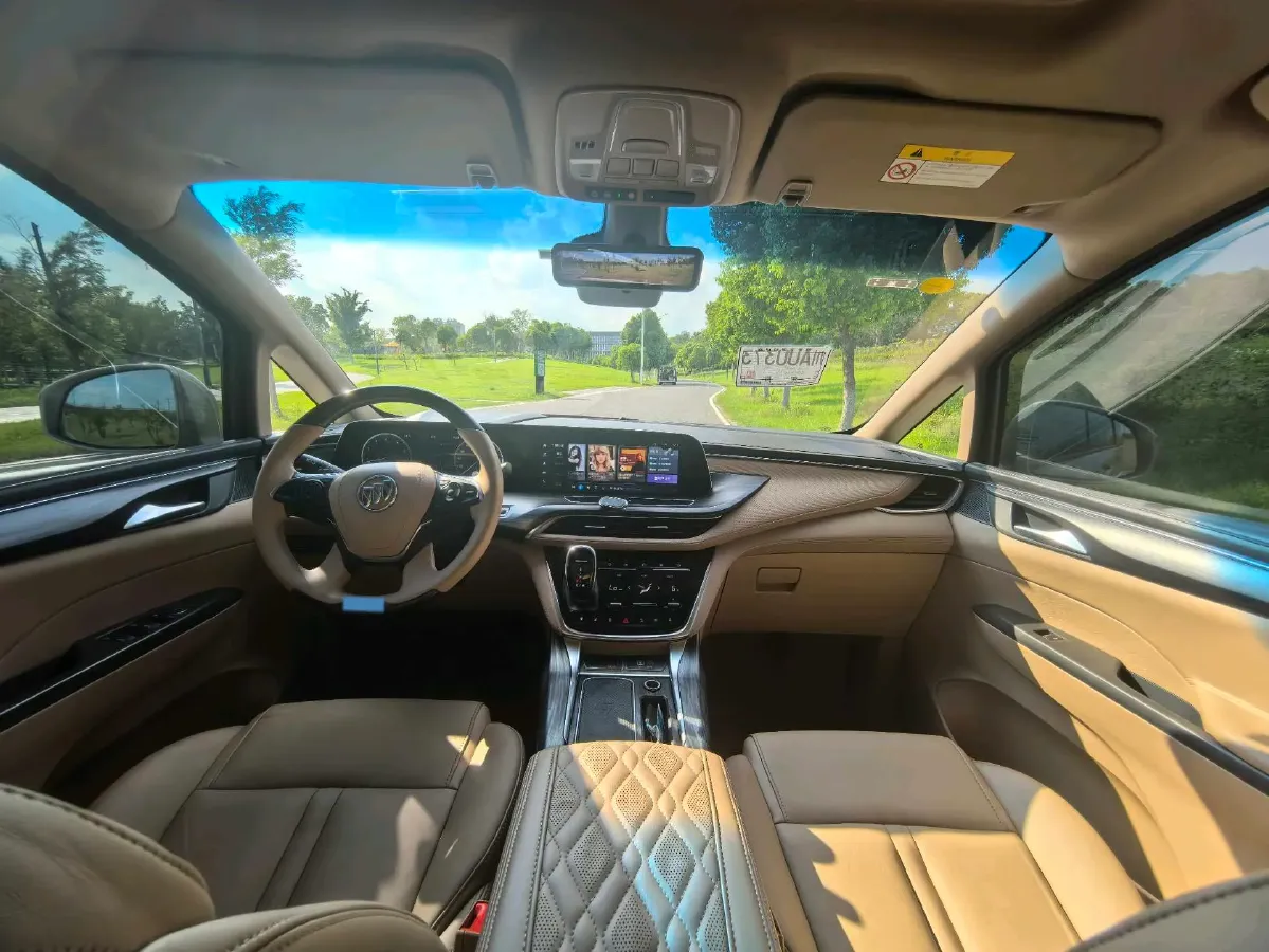 2021 Buick GL8 2.0T 237HP L4 9AT,autocango,china used car exporter,china ev exporter,chinese used car exporter,chinese used ev exporter