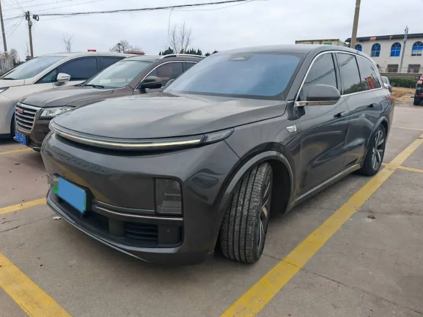 2023 Li L8 Range Extended 154HP REEV 40.9KWH,autocango,china used car exporter,china ev exporter,chinese used car exporter,chinese used ev exporter