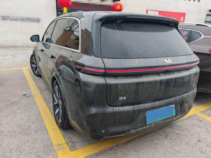 2023 Li L8 Range Extended 154HP REEV 40.9KWH,autocango,china used car exporter,china ev exporter,chinese used car exporter,chinese used ev exporter