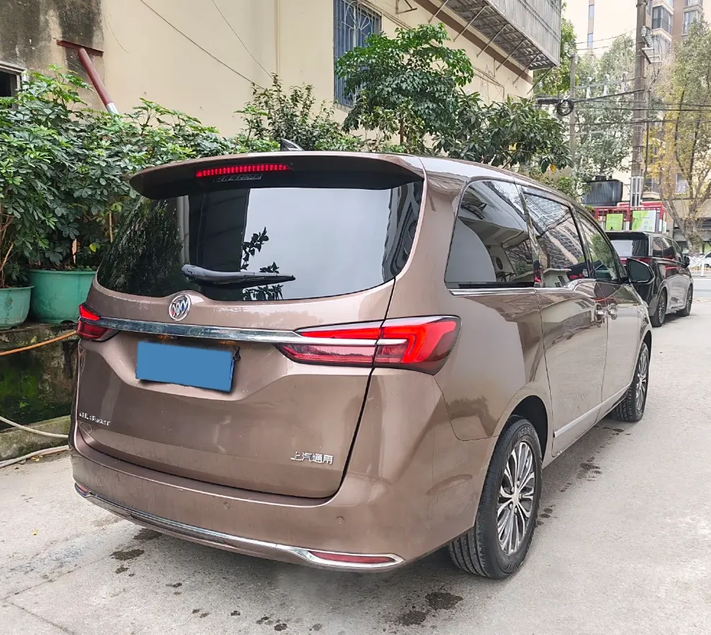 2021 Buick GL8 2.0T 237HP L4 9AT,autocango,china used car exporter,china ev exporter,chinese used car exporter,chinese used ev exporter