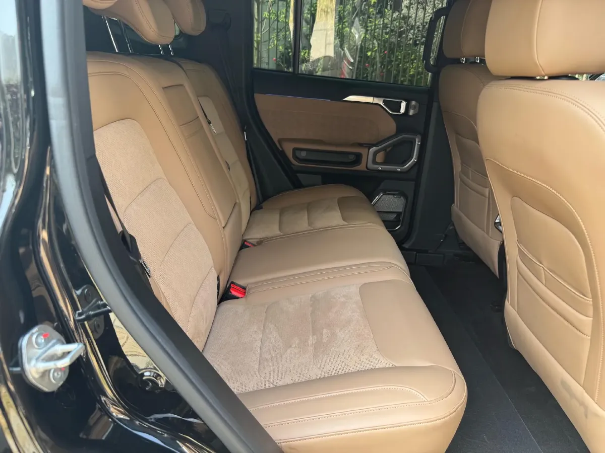 2023 Jetour Traveller 2.0T 254HP L4 8AT,autocango,china used car exporter,china ev exporter,chinese used car exporter,chinese used ev exporter