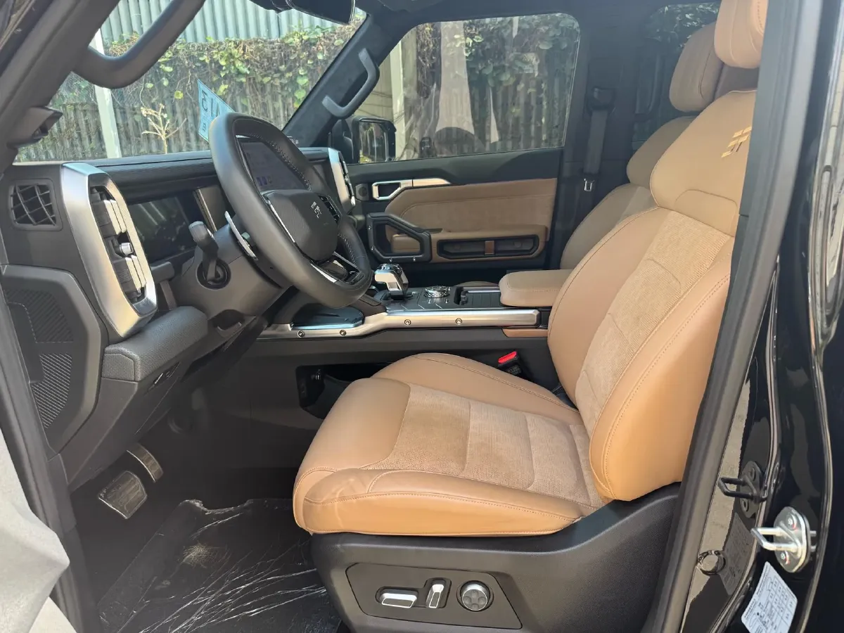 2023 Jetour Traveller 2.0T 254HP L4 8AT,autocango,china used car exporter,china ev exporter,chinese used car exporter,chinese used ev exporter