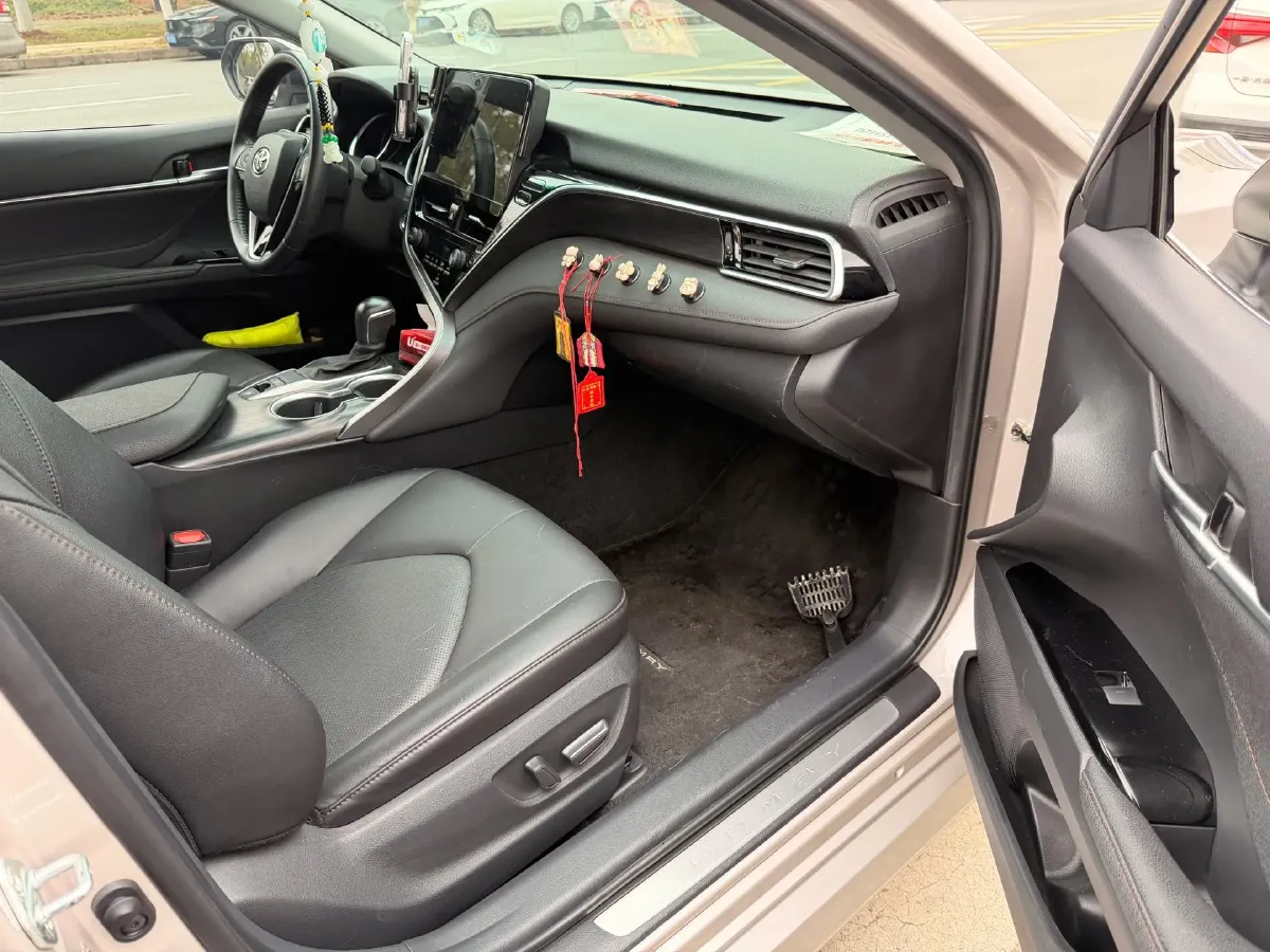 2021 Toyota Camry 2.0L 178HP L4 CVT,autocango,china used car exporter,china ev exporter,chinese used car exporter,chinese used ev exporter