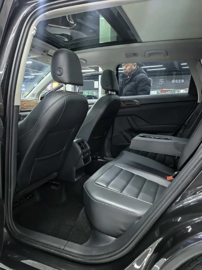 2021 Volkswagen Tharu 1.4T 150HP L4 7DCT,autocango,china used car exporter,china ev exporter,chinese used car exporter,chinese used ev exporter