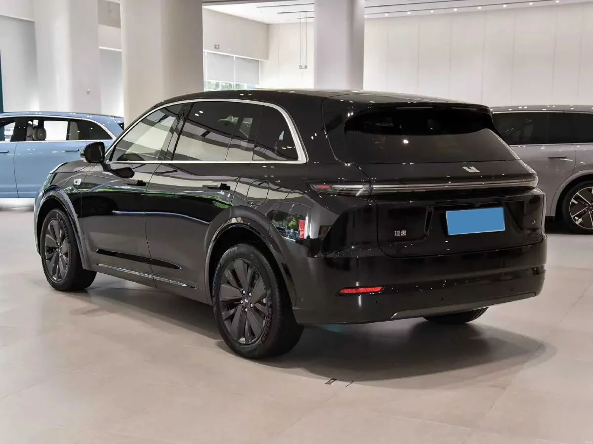 2025 Li L7 Range Extended 154HP REEV,autocango,china used car exporter,china ev exporter,chinese used car exporter,chinese used ev exporter