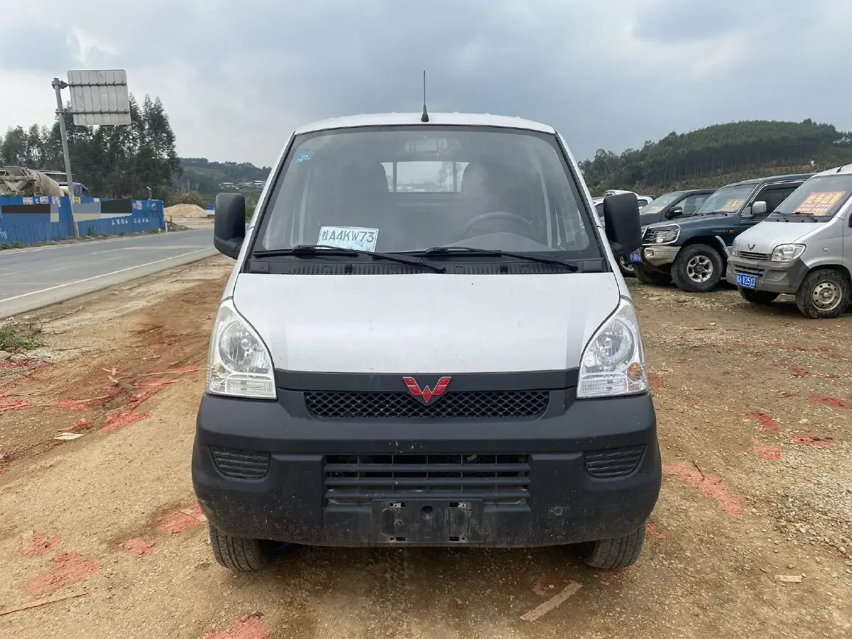 2019 WuLing RongGuang Mini Truck 1.5L 107HP L4 5MT,autocango,china used car exporter,china ev exporter,chinese used car exporter,chinese used ev exporter