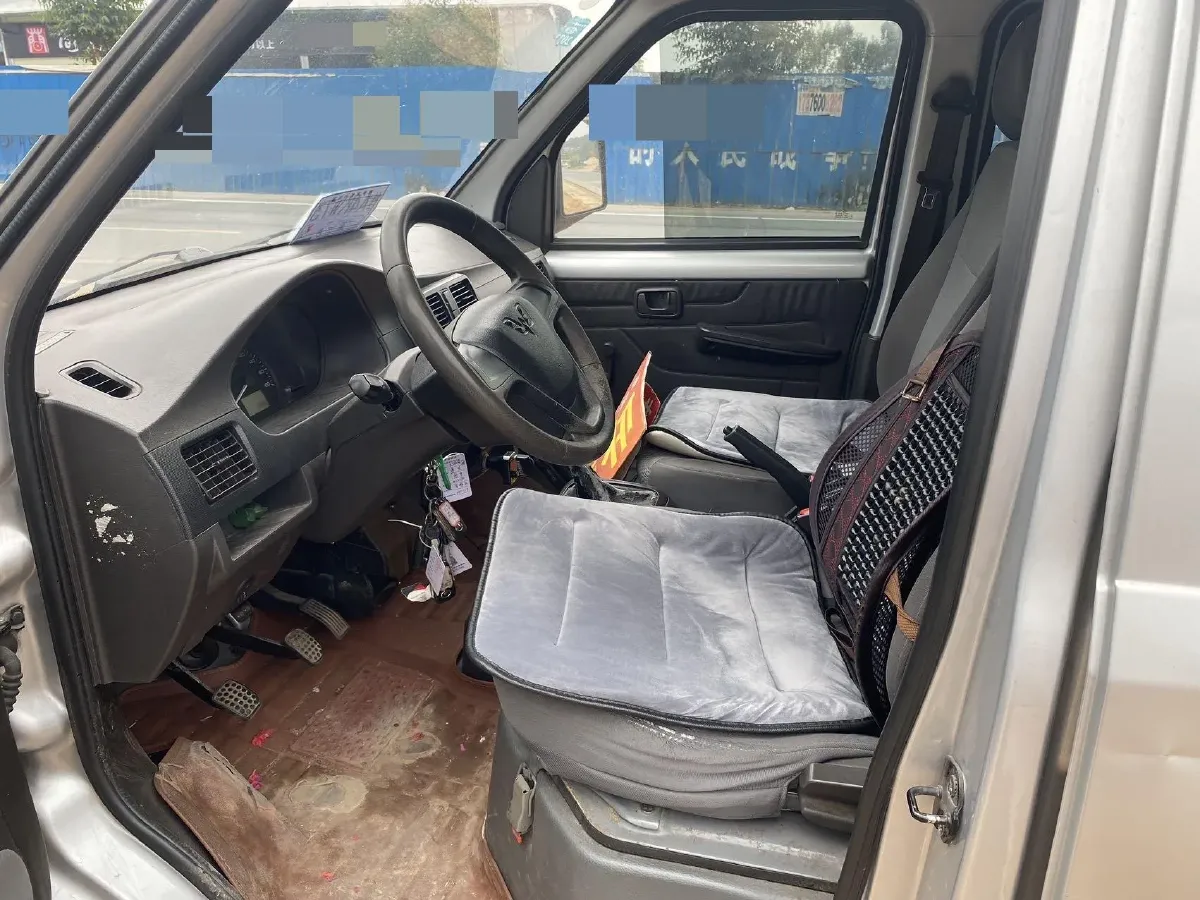 2019 WuLing RongGuang Mini Truck 1.5L 107HP L4 5MT,autocango,china used car exporter,china ev exporter,chinese used car exporter,chinese used ev exporter