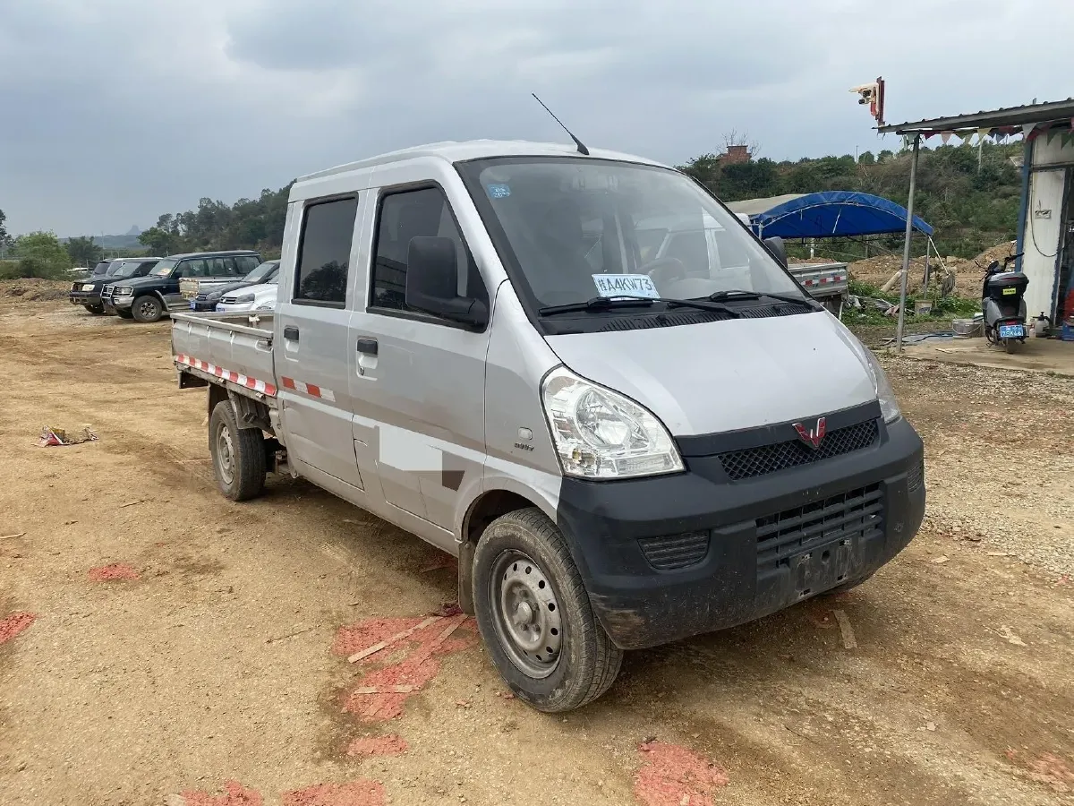 2019 WuLing RongGuang Mini Truck 1.5L 107HP L4 5MT,autocango,china used car exporter,china ev exporter,chinese used car exporter,chinese used ev exporter