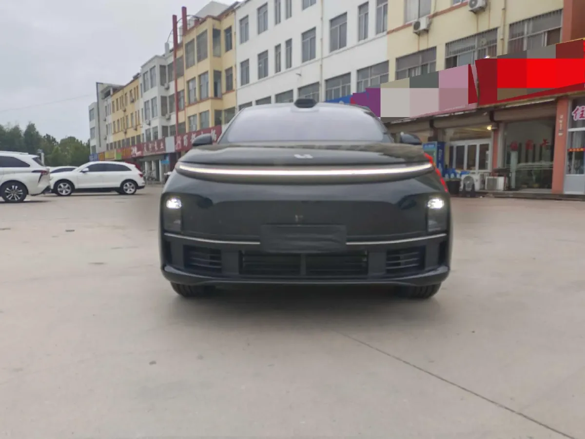 2024 Li L8 Range Extended 154HP REEV 42.8KWH,autocango,china used car exporter,china ev exporter,chinese used car exporter,chinese used ev exporter