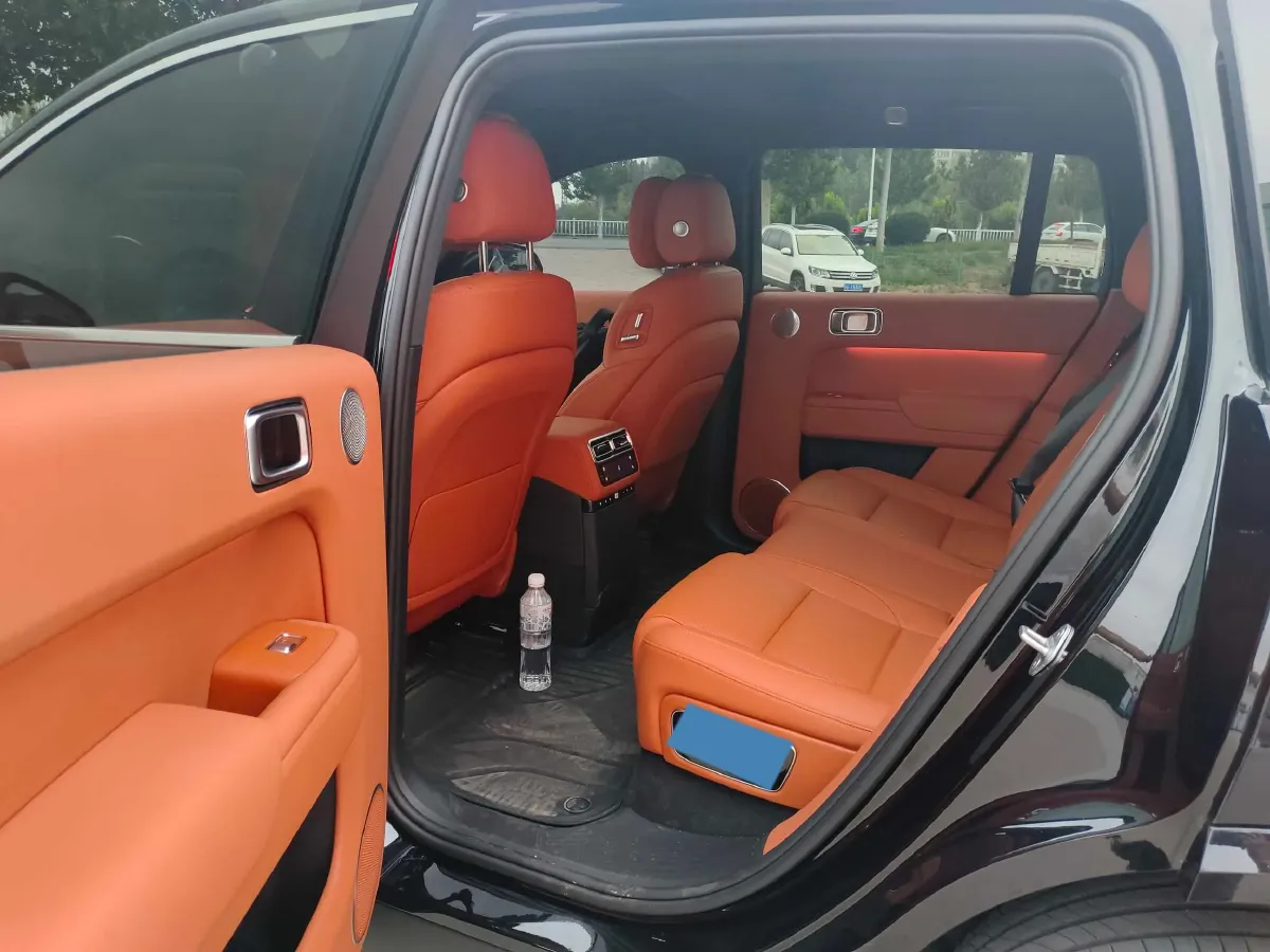 2024 Li L8 Range Extended 154HP REEV 42.8KWH,autocango,china used car exporter,china ev exporter,chinese used car exporter,chinese used ev exporter