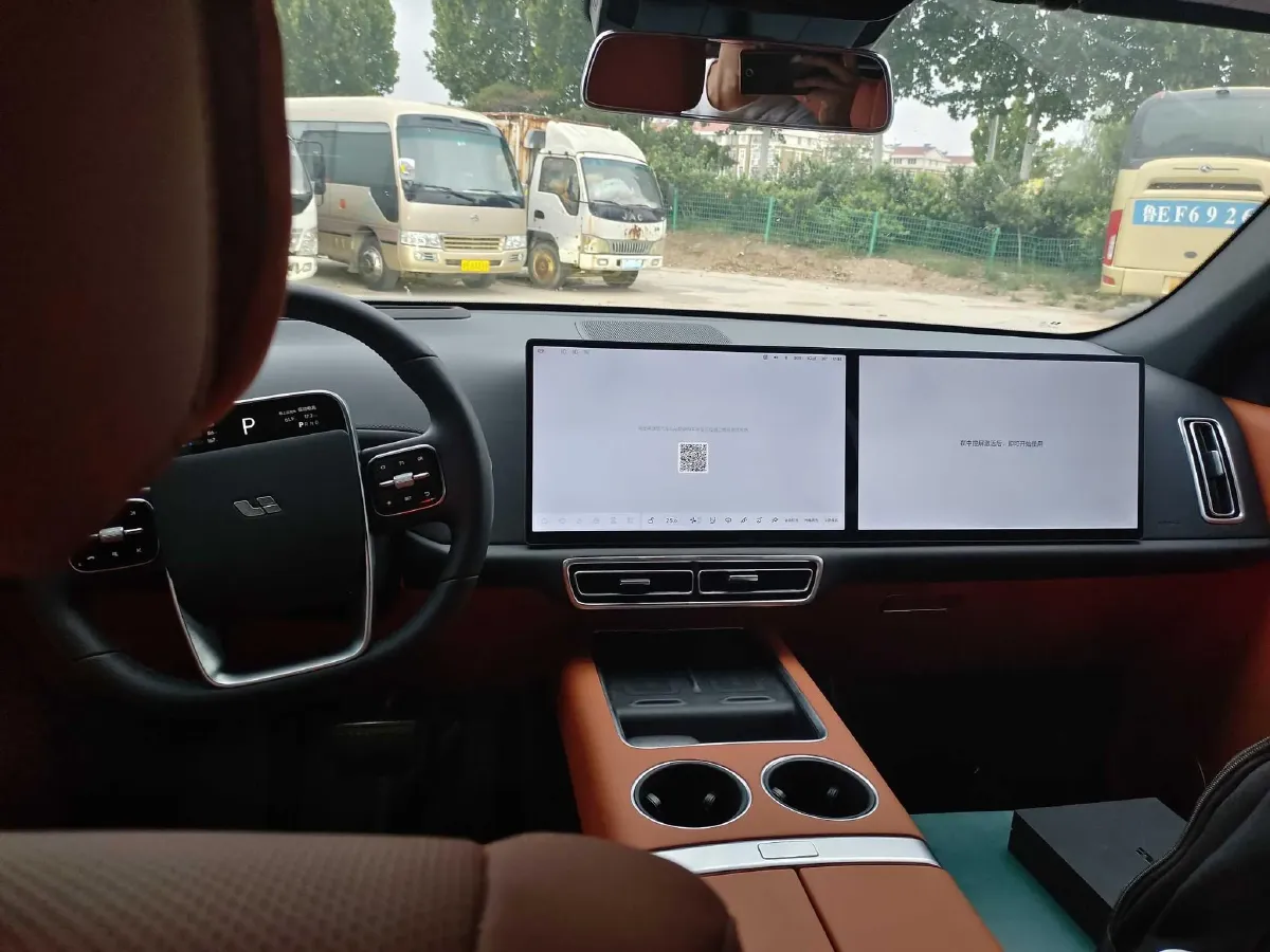 2024 Li L8 Range Extended 154HP REEV 42.8KWH,autocango,china used car exporter,china ev exporter,chinese used car exporter,chinese used ev exporter