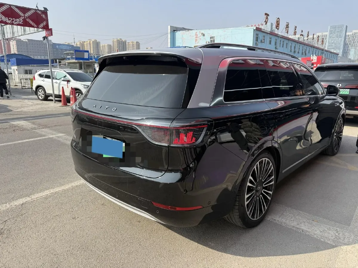 2024 AITO AITO M9 1.5T 152HP L4 REEV 42KWH,autocango,china used car exporter,china ev exporter,chinese used car exporter,chinese used ev exporter