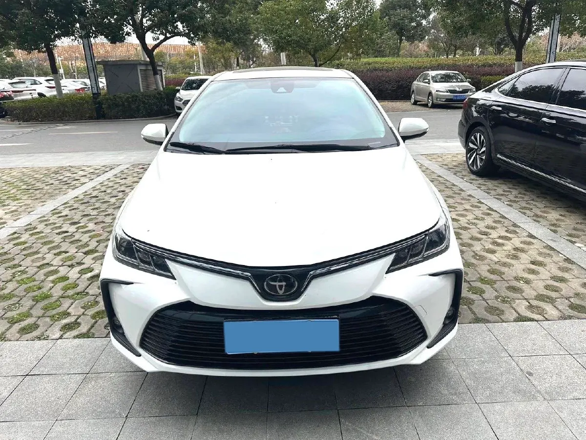 2021 Toyota Corolla 1.2T 116HP L4 CVT,autocango,china used car exporter,china ev exporter,chinese used car exporter,chinese used ev exporter