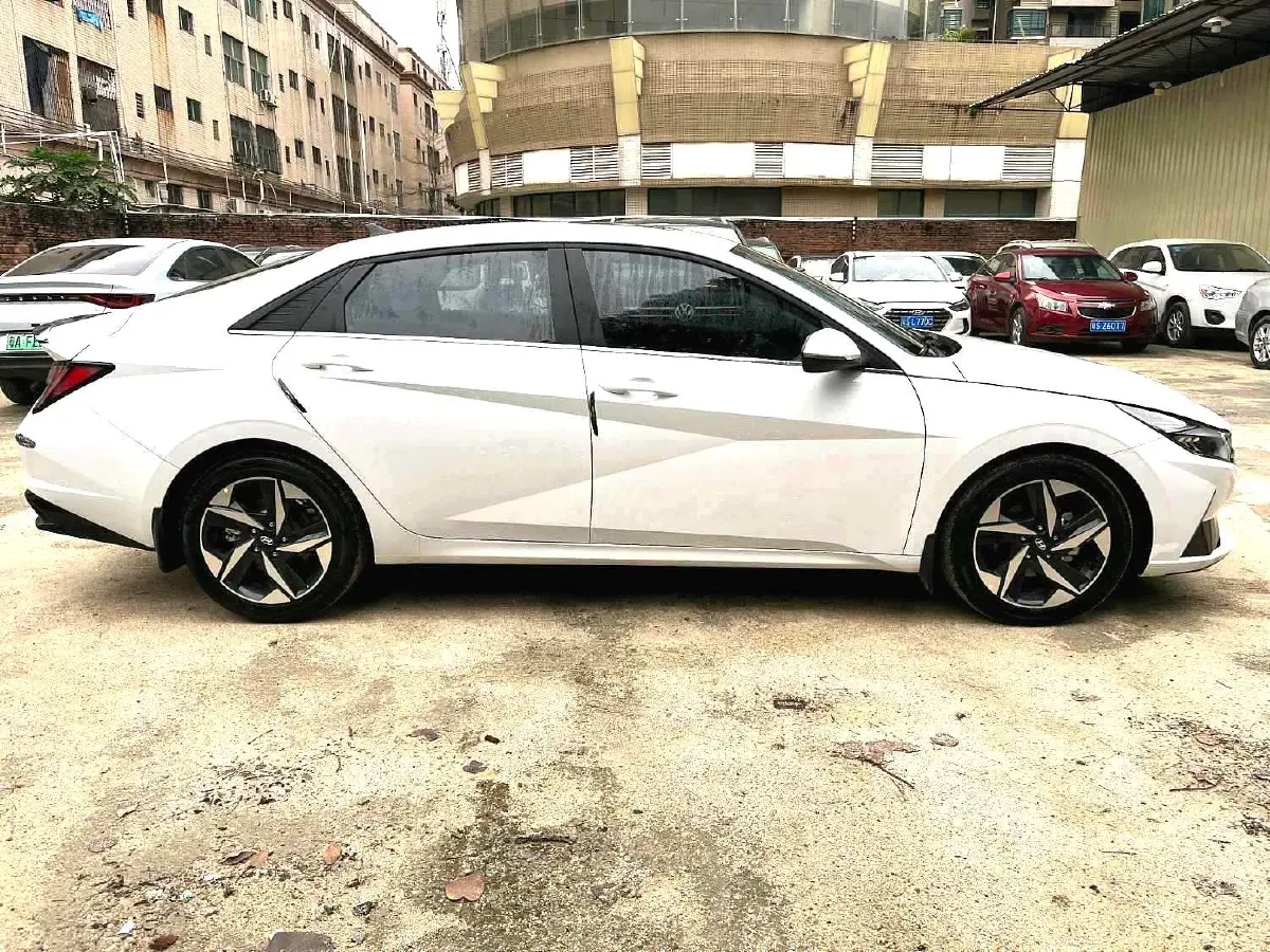 2021 Hyundai Elantra 1.5L 115HP L4 CVT,autocango,china used car exporter,china ev exporter,chinese used car exporter,chinese used ev exporter