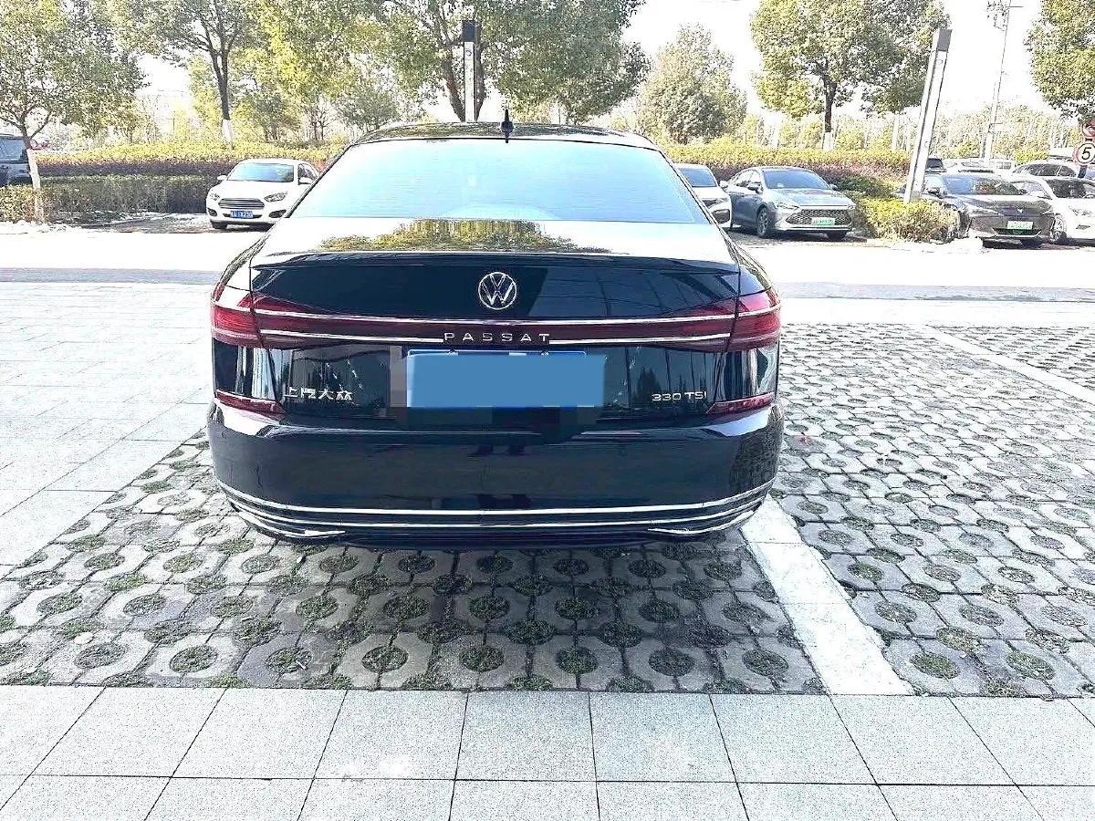 2023 Volkswagen Passat 2.0T 186HP L4 7DCT,autocango,china used car exporter,china ev exporter,chinese used car exporter,chinese used ev exporter