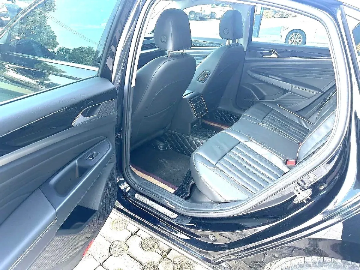 2023 Volkswagen Passat 2.0T 186HP L4 7DCT,autocango,china used car exporter,china ev exporter,chinese used car exporter,chinese used ev exporter