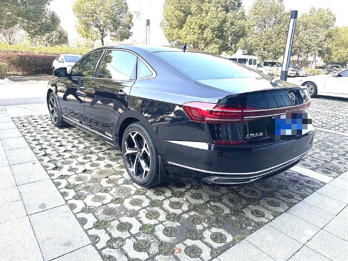 2023 Volkswagen Passat 2.0T 186HP L4 7DCT,autocango,china used car exporter,china ev exporter,chinese used car exporter,chinese used ev exporter