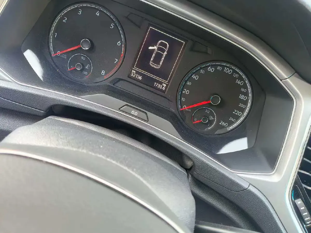 2021 Volkswagen T-Roc 1.4T 150HP L4 7DCT,autocango,china used car exporter,china ev exporter,chinese used car exporter,chinese used ev exporter