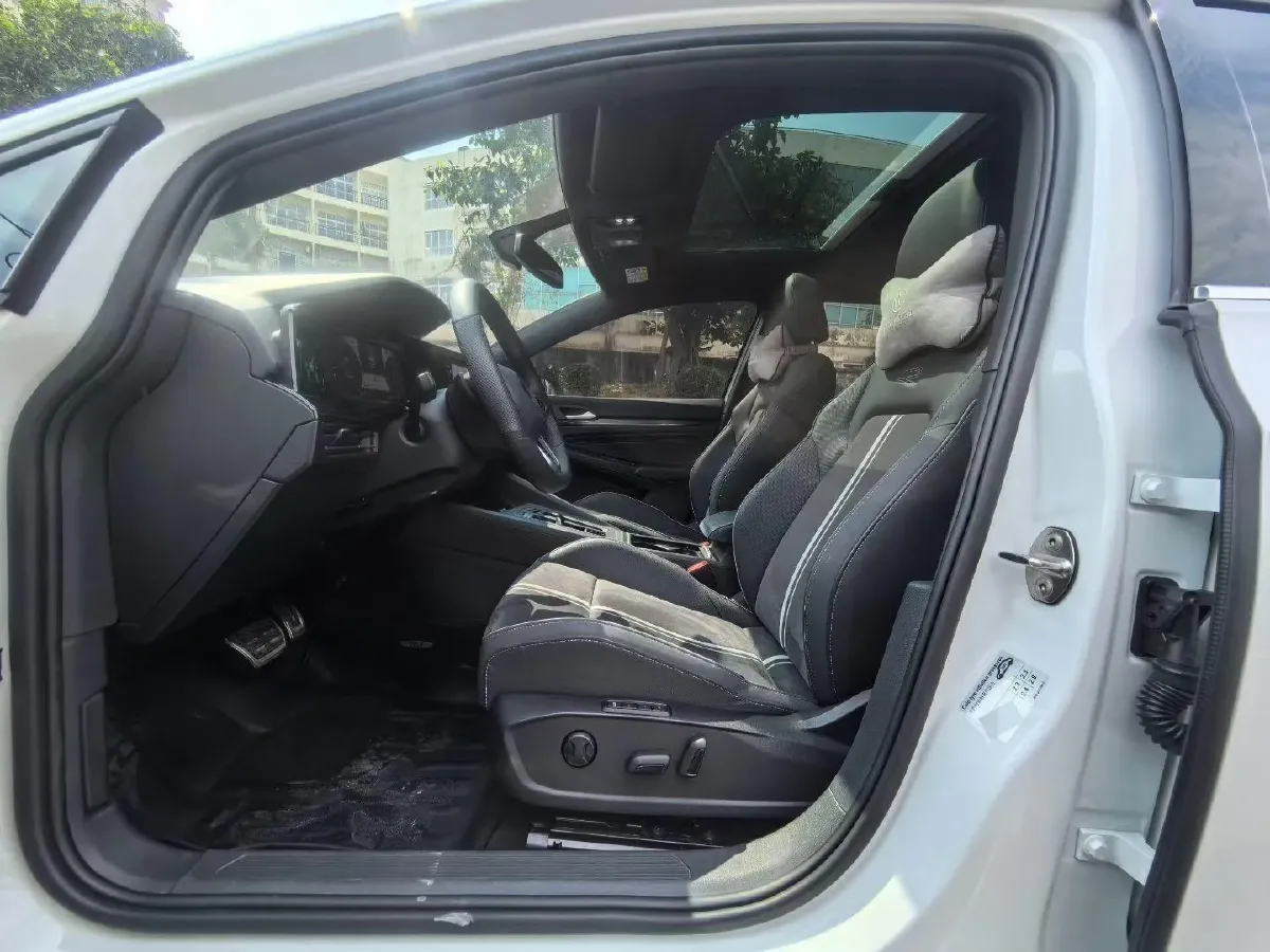 2024 Volkswagen Golf 1.4T 150HP L4 7DCT,autocango,china used car exporter,china ev exporter,chinese used car exporter,chinese used ev exporter