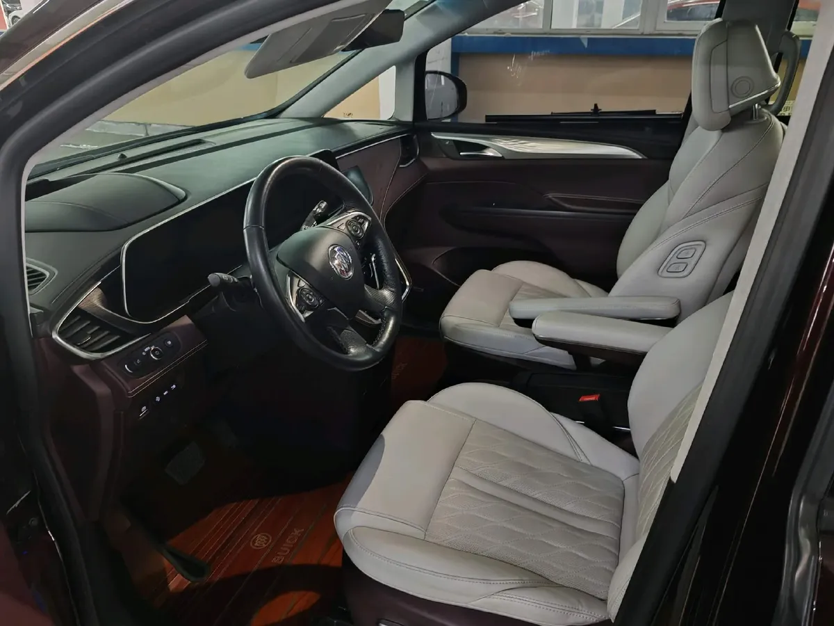 2022 Buick GL8 2.0T 237HP L4 9AT,autocango,china used car exporter,china ev exporter,chinese used car exporter,chinese used ev exporter