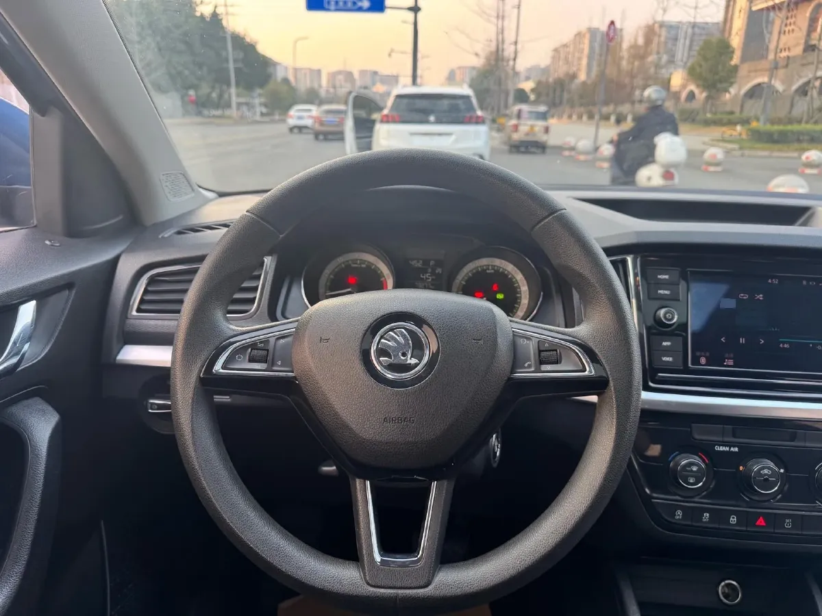 2018 Volkswagen Lavida 1.2T 116HP L4 7DCT,autocango,china used car exporter,china ev exporter,chinese used car exporter,chinese used ev exporter