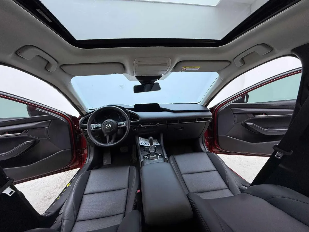 2021 Mazda 3 Axela 1.5L 117HP L4 6AT,autocango,china used car exporter,china ev exporter,chinese used car exporter,chinese used ev exporter