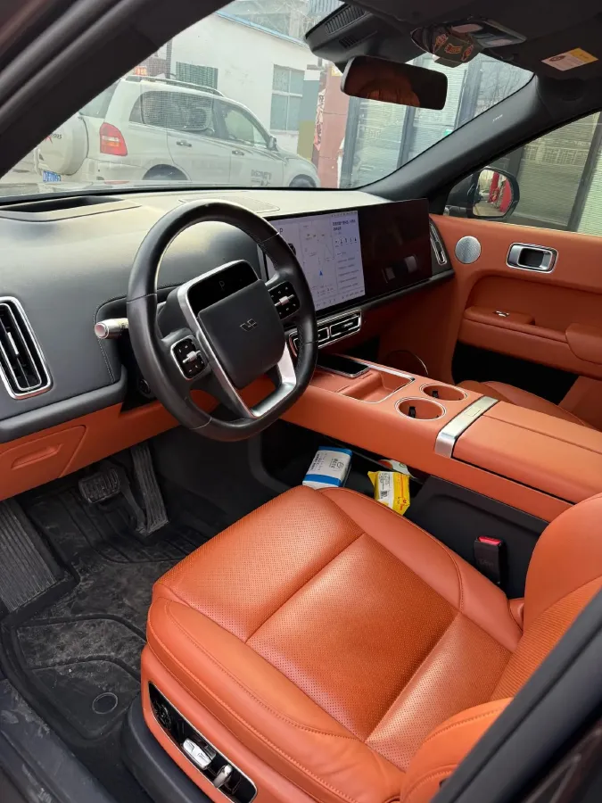 2023 Li L8 Range Extended 154HP REEV 40.9KWH,autocango,china used car exporter,china ev exporter,chinese used car exporter,chinese used ev exporter