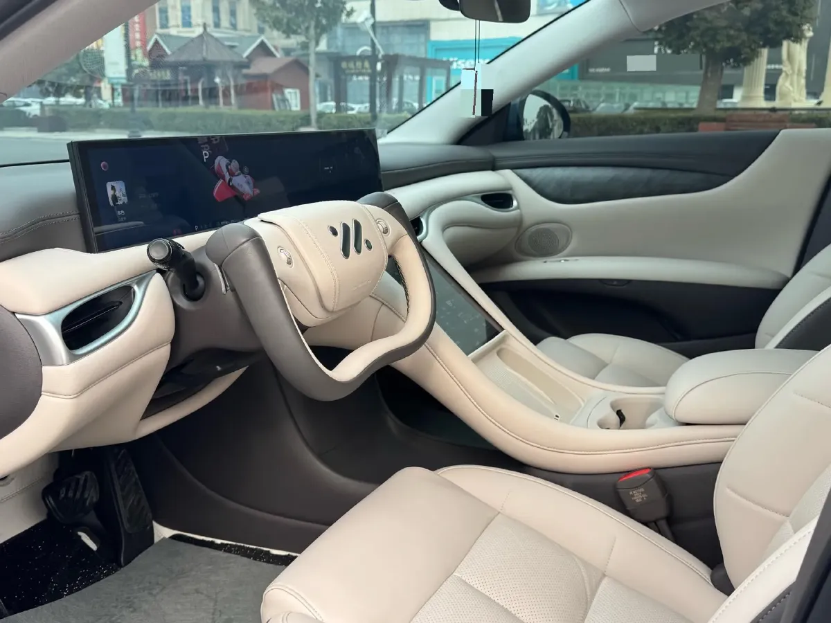 2024 IM L6 BEV 100KWH,autocango,china used car exporter,china ev exporter,chinese used car exporter,chinese used ev exporter