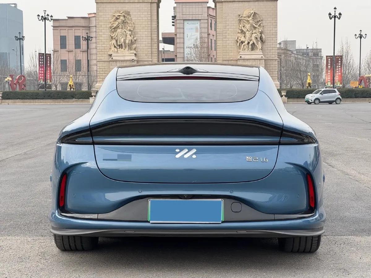 2024 IM L6 BEV 100KWH,autocango,china used car exporter,china ev exporter,chinese used car exporter,chinese used ev exporter