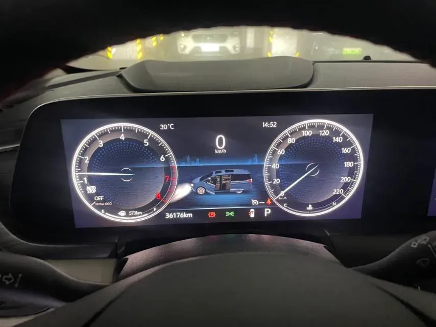 2022 Buick GL8 2.0T 237HP L4 9AT,autocango,china used car exporter,china ev exporter,chinese used car exporter,chinese used ev exporter