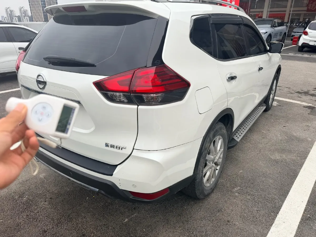 2022 Nissan X-Trail 2.0L 151HP L4 CVT,autocango,china used car exporter,china ev exporter,chinese used car exporter,chinese used ev exporter