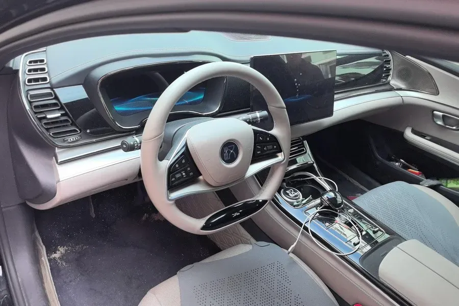 2025 BYD Han 1.5T 156HP L4 E-CVT PHEV,autocango,china used car exporter,china ev exporter,chinese used car exporter,chinese used ev exporter