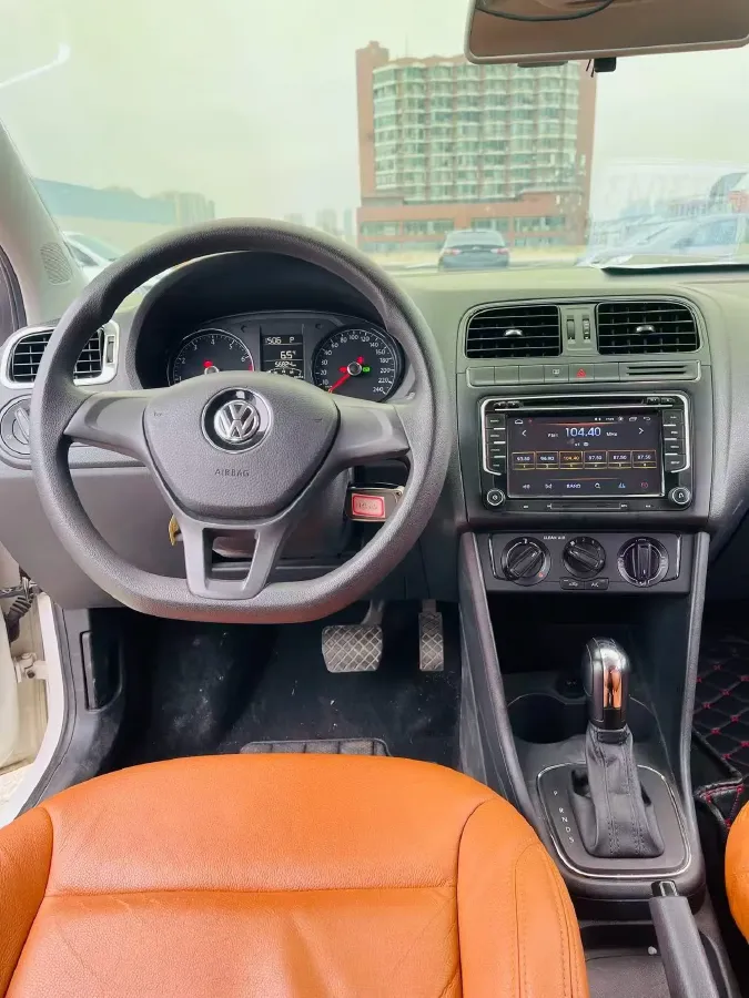 2016 Volkswagen Polo 1.4L 90HP L4 6AT,autocango,china used car exporter,china ev exporter,chinese used car exporter,chinese used ev exporter