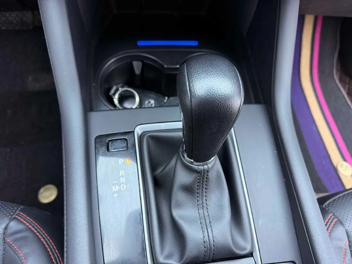 2021 Mazda 3 Axela 1.5L 117HP L4 6AT,autocango,china used car exporter,china ev exporter,chinese used car exporter,chinese used ev exporter