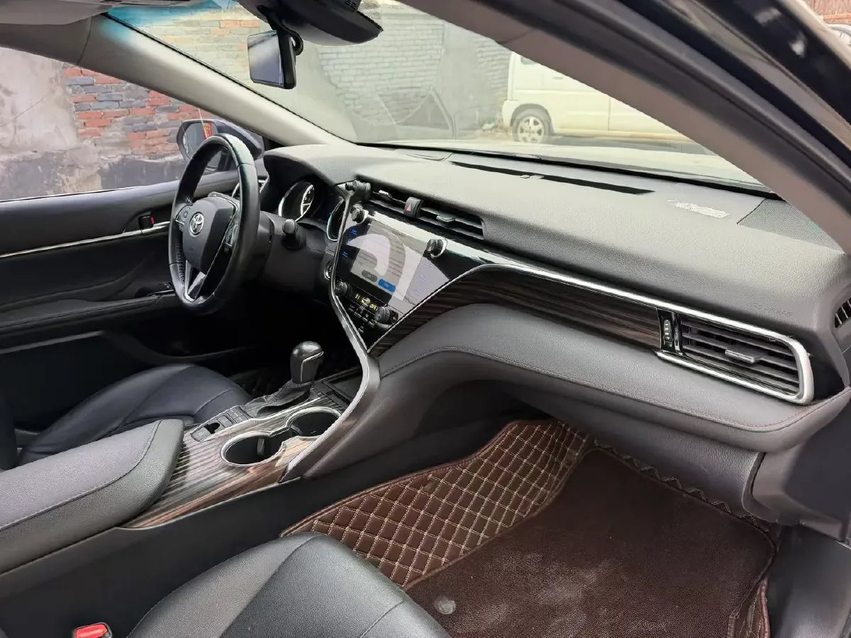2019 Toyota Camry 2.5L 209HP L4 8AT,autocango,china used car exporter,china ev exporter,chinese used car exporter,chinese used ev exporter