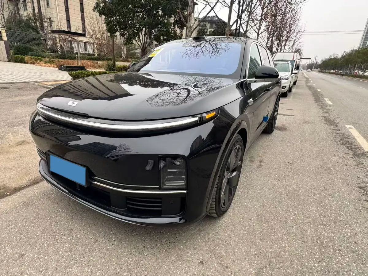 2025 Li L7 Range Extended 154HP REEV,autocango,china used car exporter,china ev exporter,chinese used car exporter,chinese used ev exporter