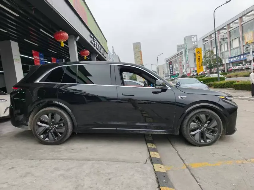 2024 Li L8 Range Extended 154HP REEV 42.8KWH,autocango,china used car exporter,china ev exporter,chinese used car exporter,chinese used ev exporter