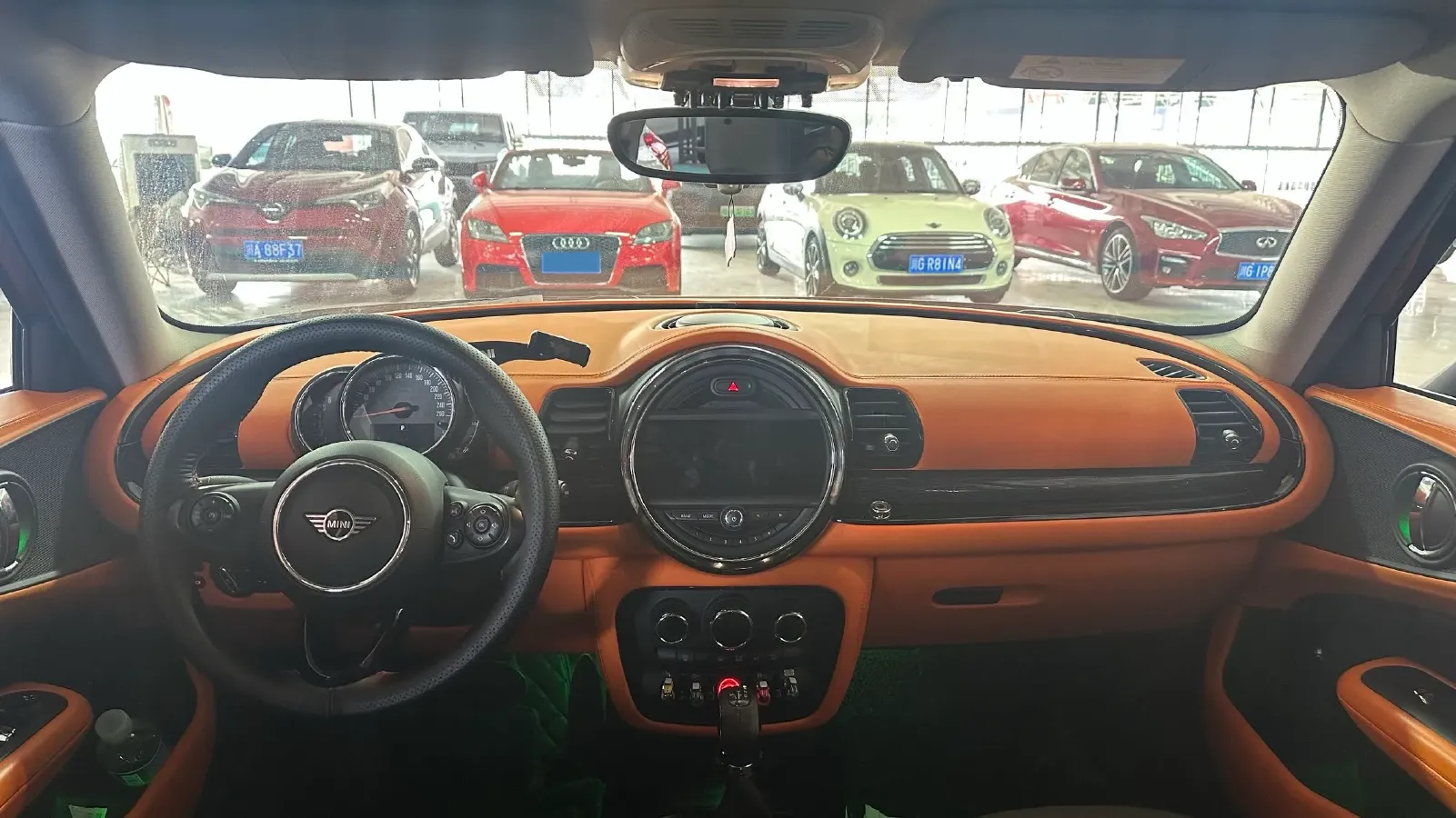 2018 Mercedes-Benz A Class 2.0T 211HP L4 7DCT,autocango,china used car exporter,china ev exporter,chinese used car exporter,chinese used ev exporter