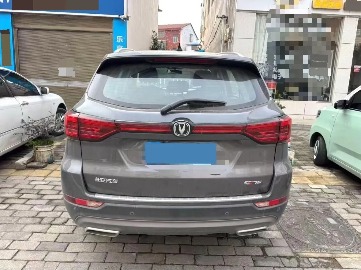 2022 ChangAn CS75 1.5T 180HP L4 7DCT,autocango,china used car exporter,china ev exporter,chinese used car exporter,chinese used ev exporter