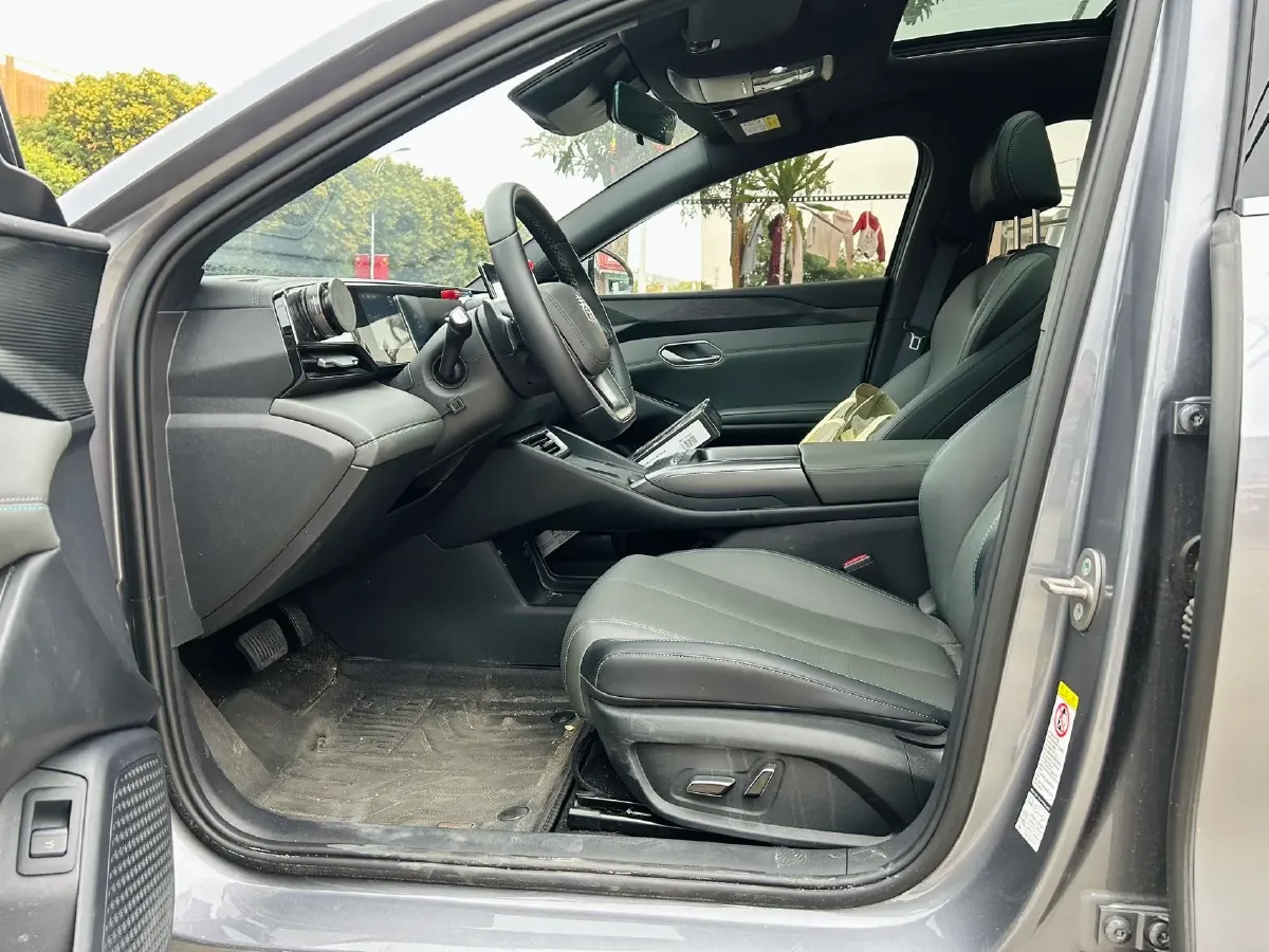 2025 BYD QinL BEV,autocango,china used car exporter,china ev exporter,chinese used car exporter,chinese used ev exporter