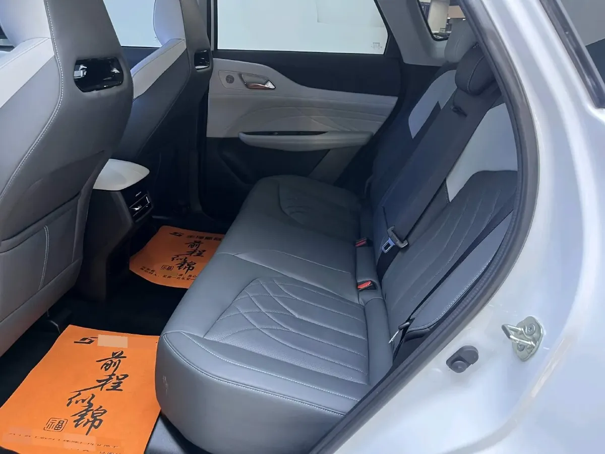 2024 ChangAn UNI-Z 1.5L 98HP L4 E-CVT PHEV 18.4KWH,autocango,china used car exporter,china ev exporter,chinese used car exporter,chinese used ev exporter