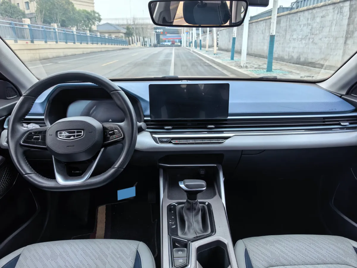 2022 Geely Emgrand 1.5L 114HP L4 CVT,autocango,china used car exporter,china ev exporter,chinese used car exporter,chinese used ev exporter