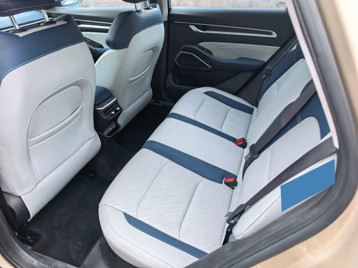 2022 Geely Emgrand 1.5L 114HP L4 CVT,autocango,china used car exporter,china ev exporter,chinese used car exporter,chinese used ev exporter