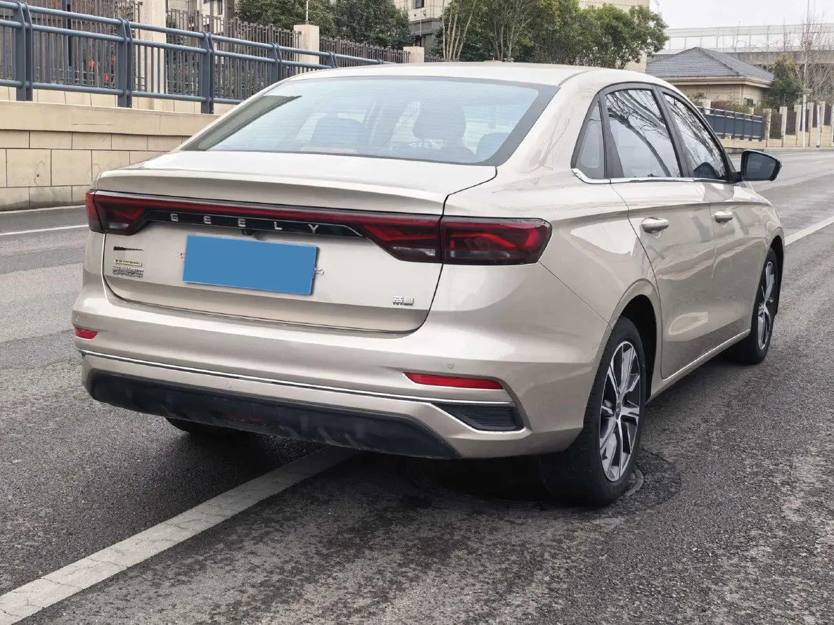 2022 Geely Emgrand 1.5L 114HP L4 CVT,autocango,china used car exporter,china ev exporter,chinese used car exporter,chinese used ev exporter
