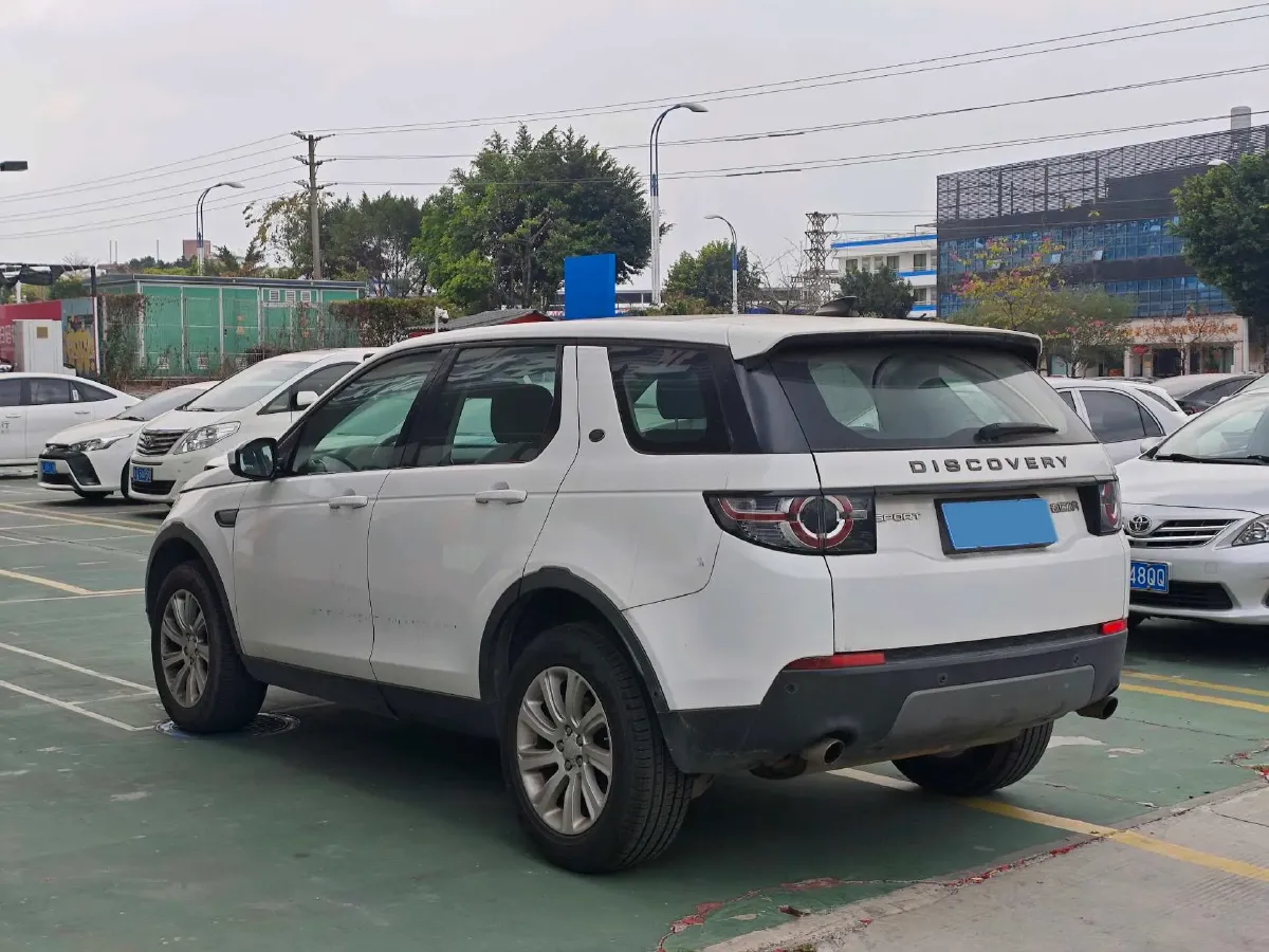 2018 Land Rover Discovery Sport 2.0T 241HP L4 9AT,autocango,china used car exporter,china ev exporter,chinese used car exporter,chinese used ev exporter
