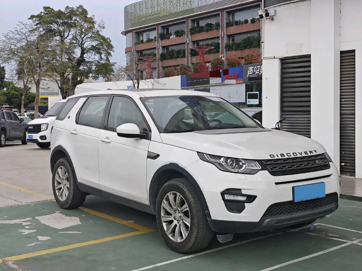 2018 Land Rover Discovery Sport 2.0T 241HP L4 9AT,autocango,china used car exporter,china ev exporter,chinese used car exporter,chinese used ev exporter