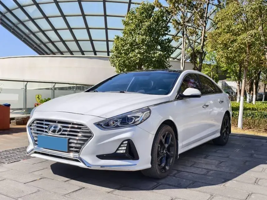 2017 Hyundai Sonata 1.6T 180HP L4 7DCT,autocango,china used car exporter,china ev exporter,chinese used car exporter,chinese used ev exporter