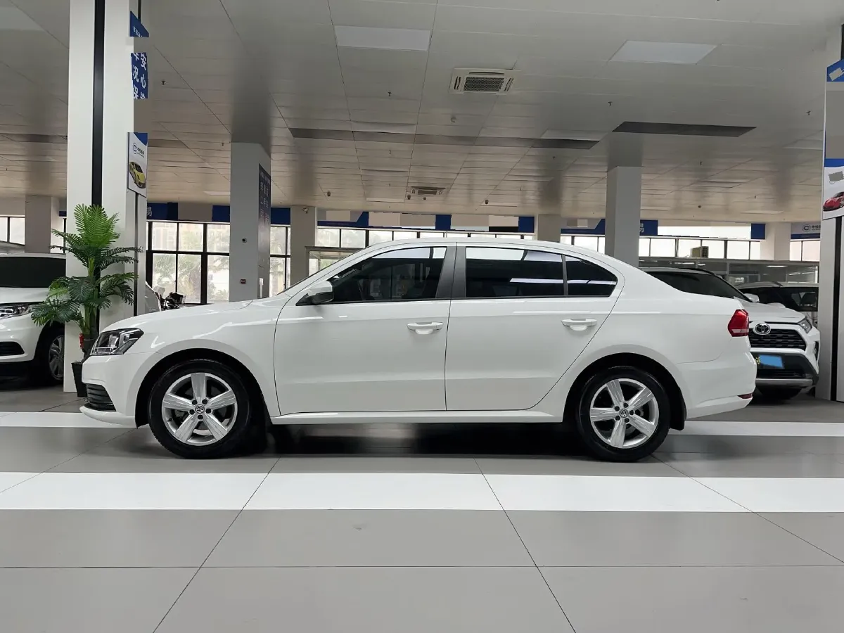 2017 Volkswagen Lavida 1.6L 110HP L4 6AT,autocango,china used car exporter,china ev exporter,chinese used car exporter,chinese used ev exporter