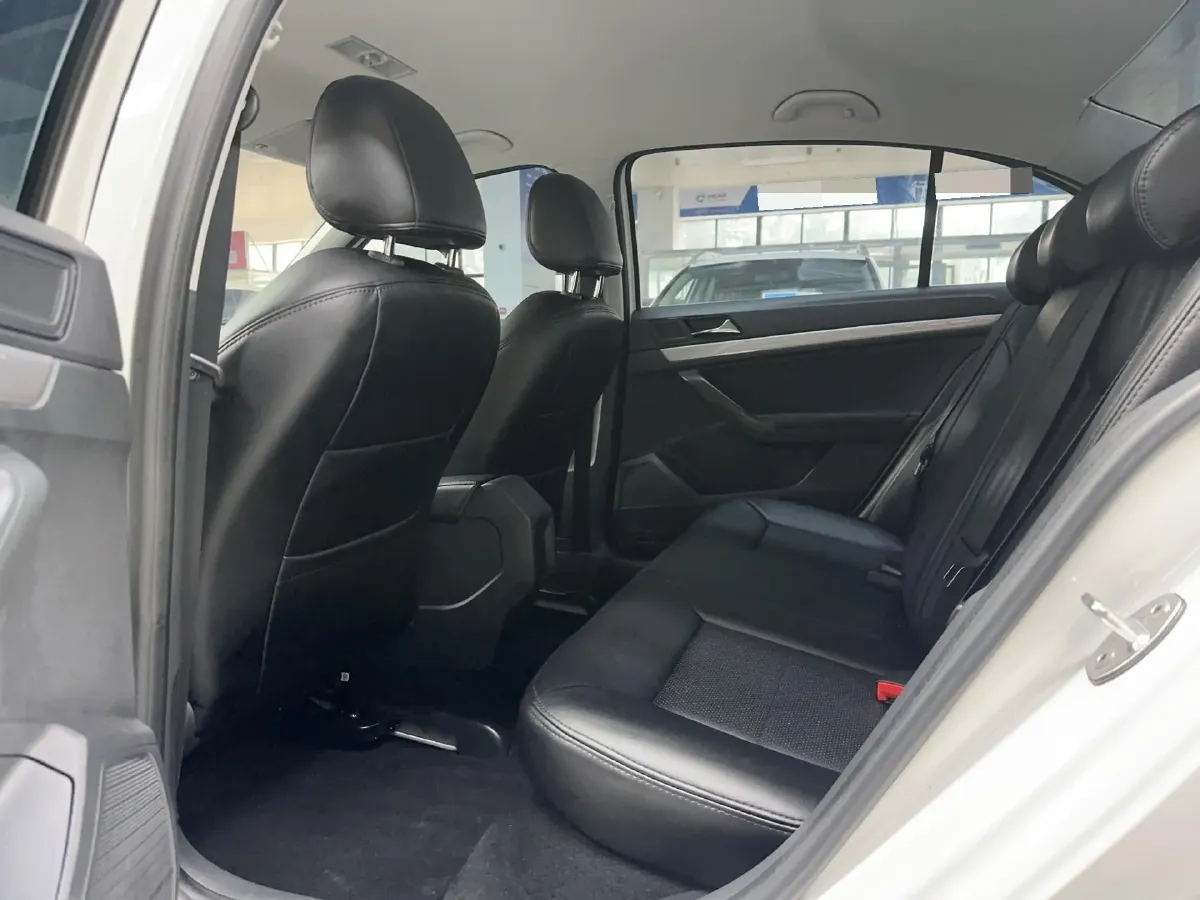 2017 Volkswagen Lavida 1.6L 110HP L4 6AT,autocango,china used car exporter,china ev exporter,chinese used car exporter,chinese used ev exporter